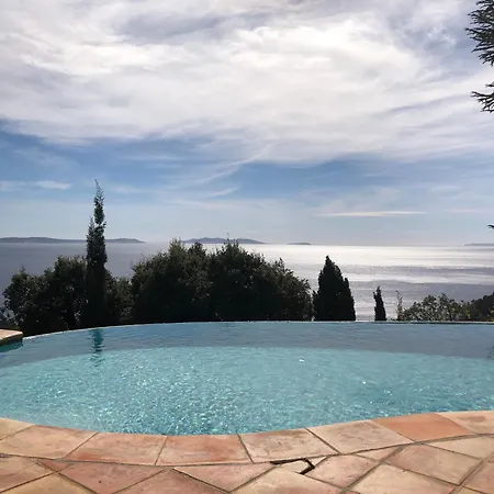 Climatisee Vue Mer Exceptionnelle Avec Piscine